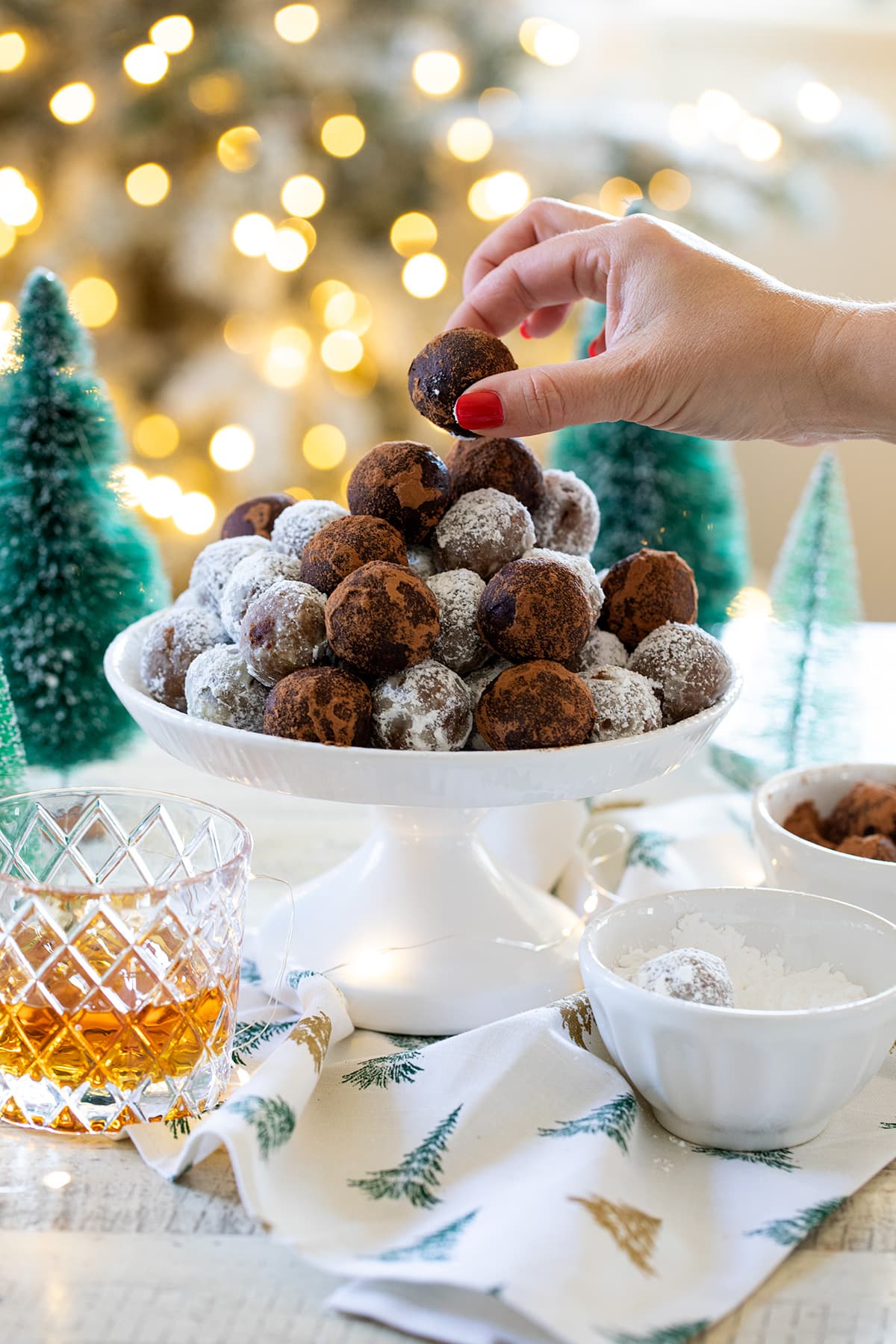 Bourbon Whiskey Balls - This Ole Mom