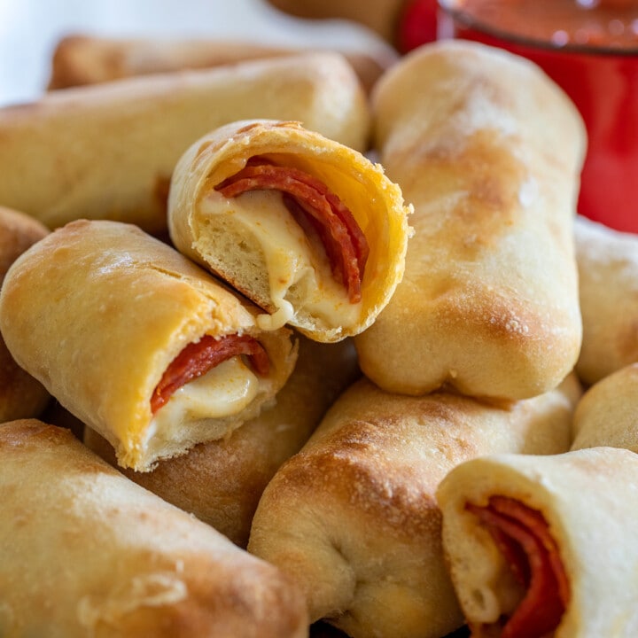 Easy Pepperoni Rolls