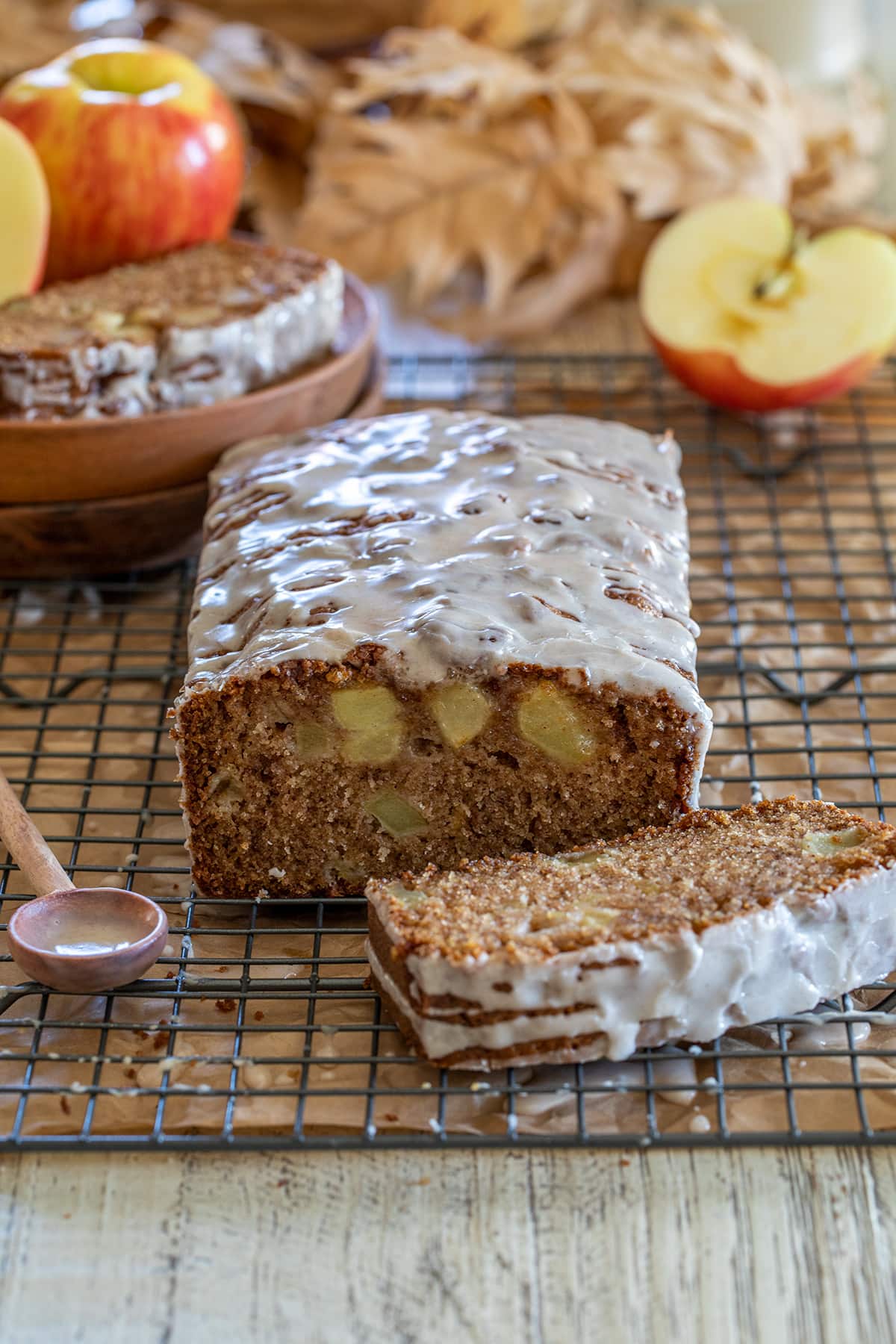 Apple Cinnamon Bread