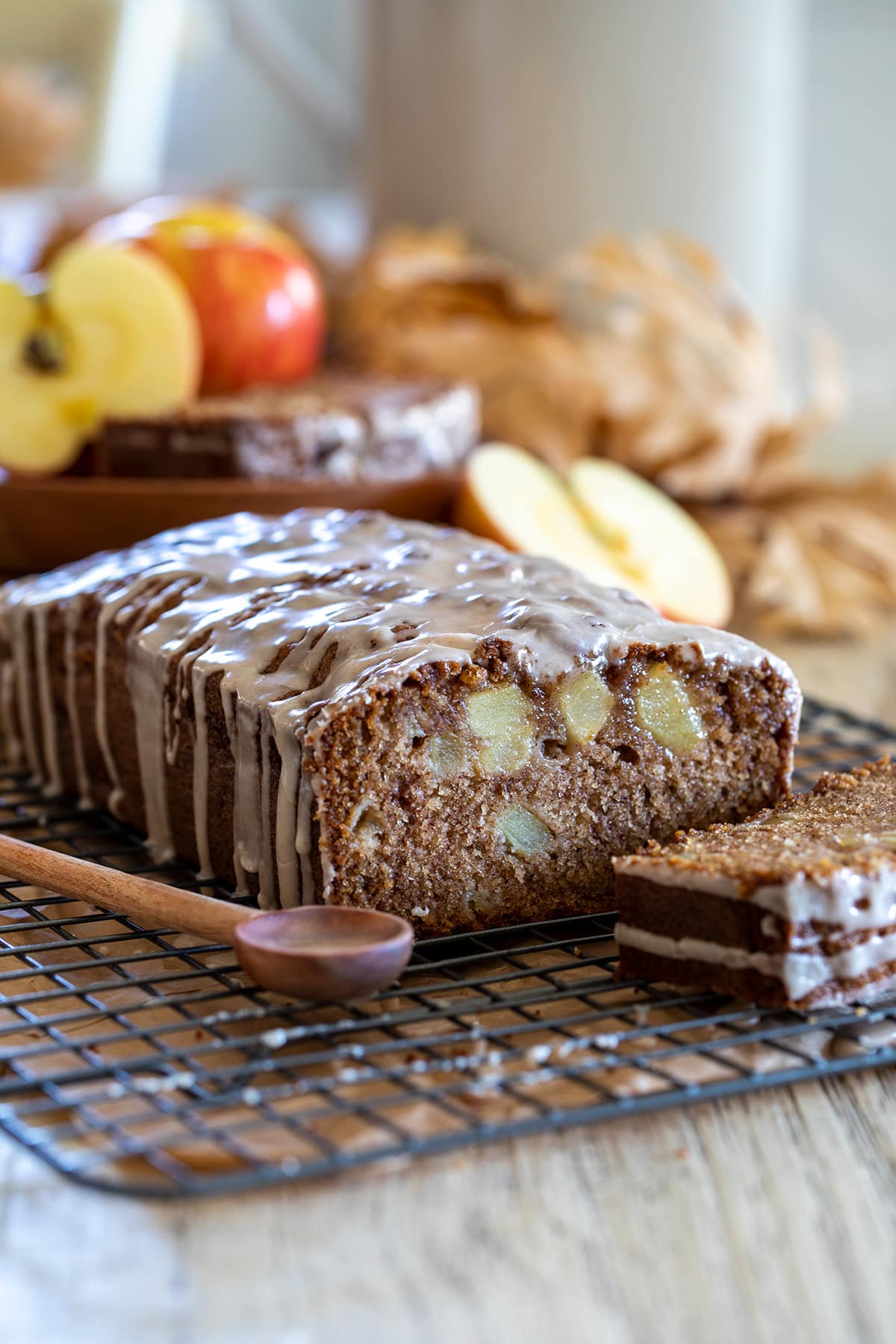 Apple Cinnamon Bread