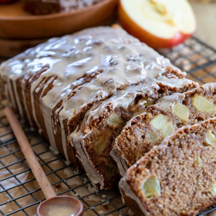 Apple Cinnamon Bread