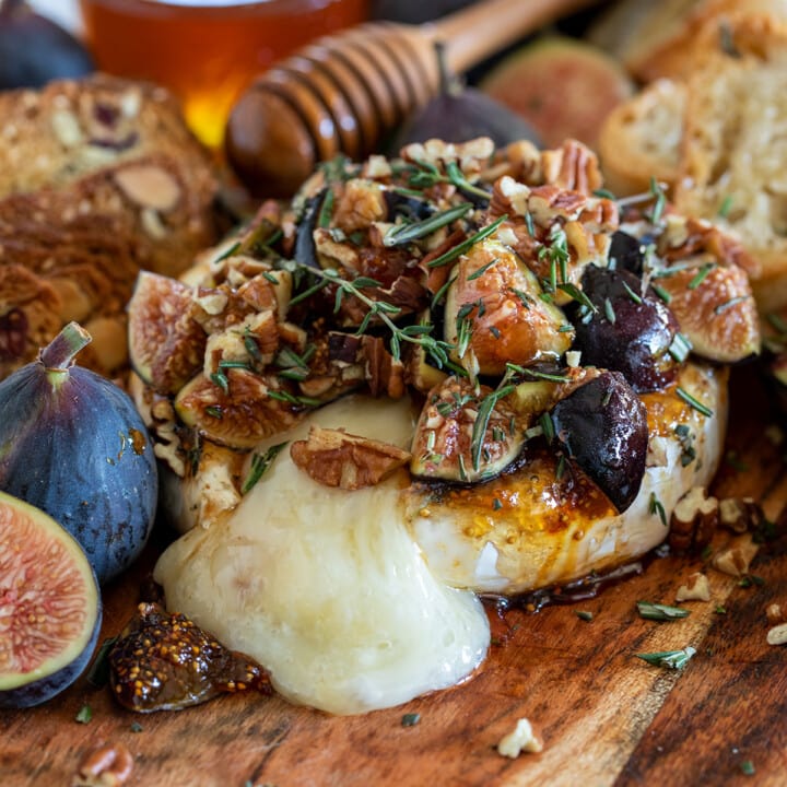 Fig And Honey Baked Brie Freutcake