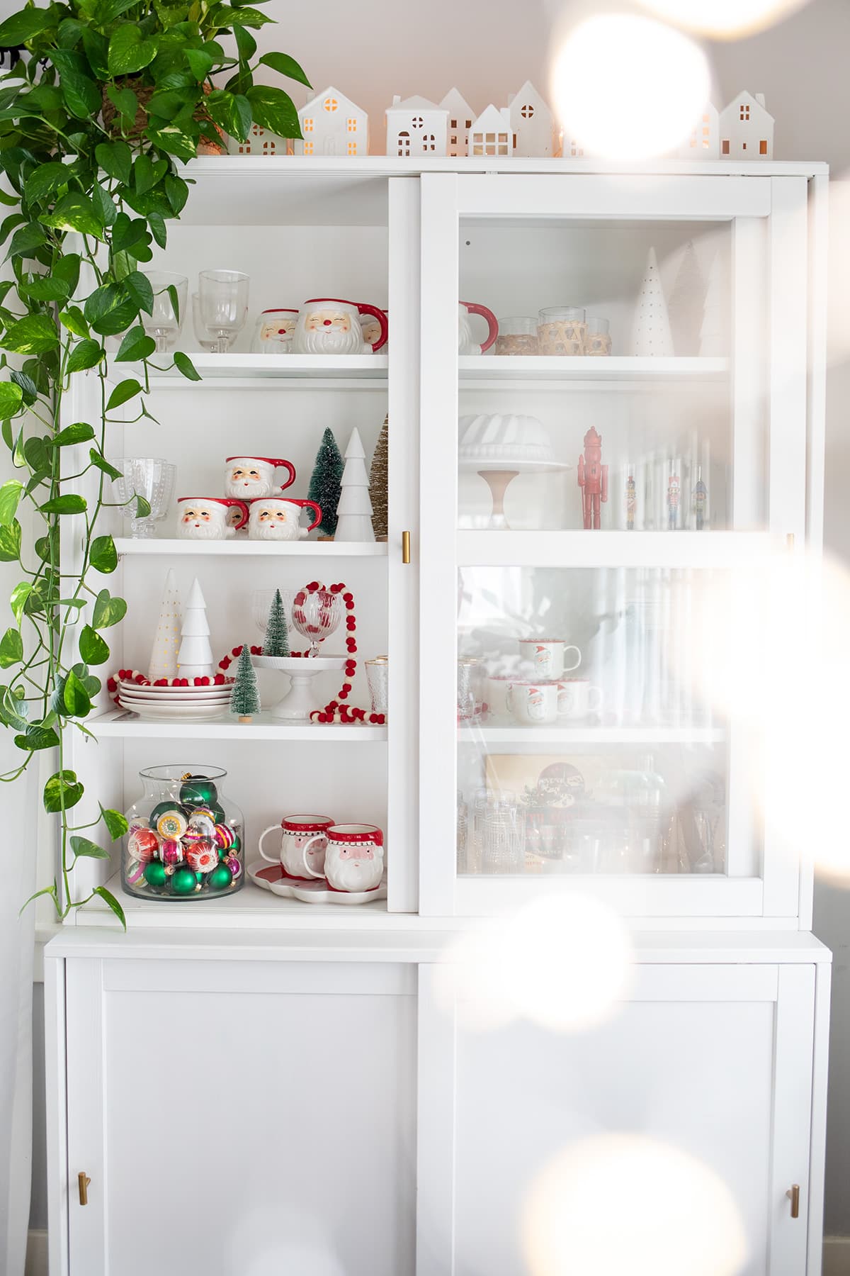 Christmas Curio Cabinet Santa Mugs