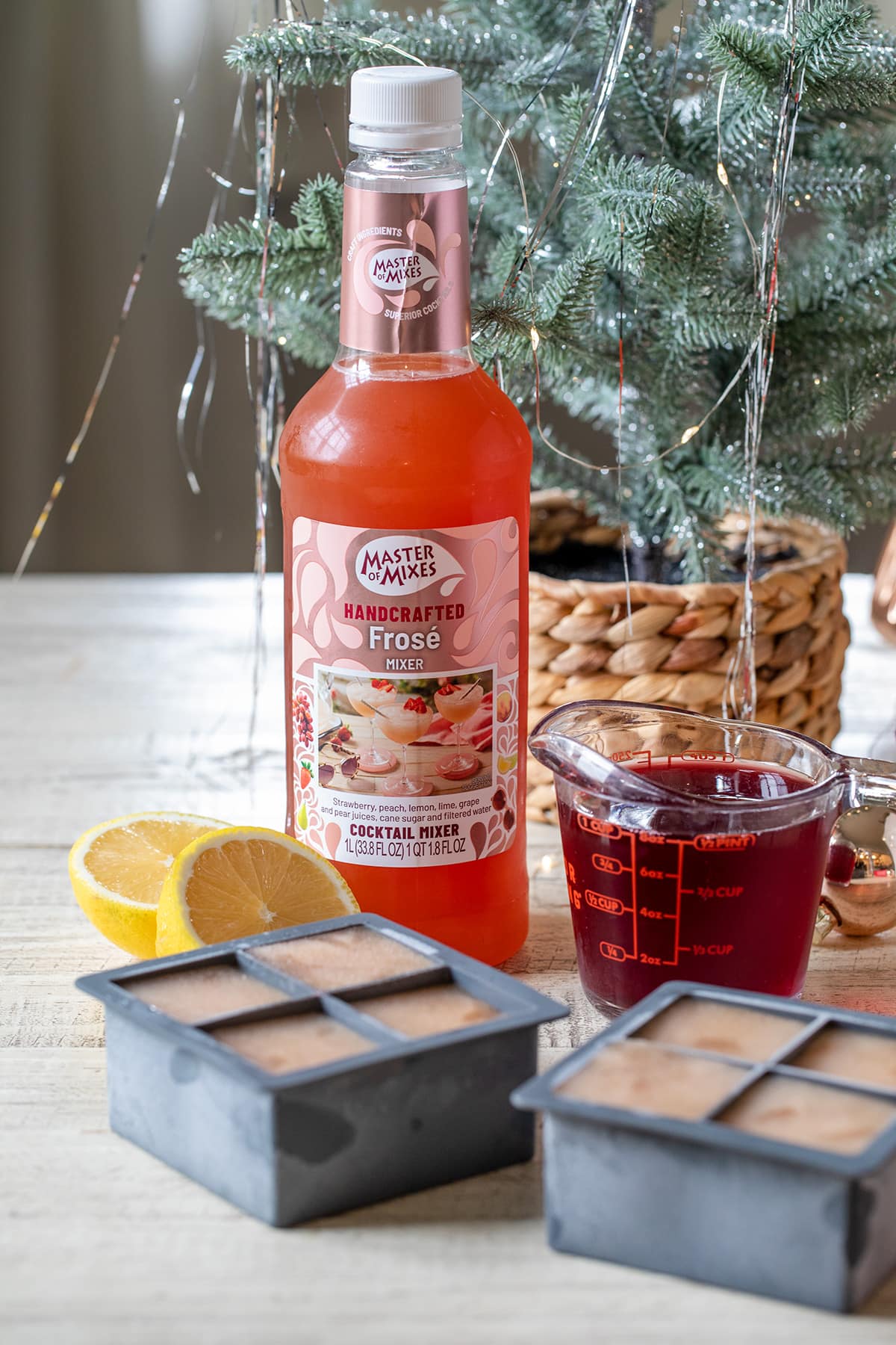 Frosé Champagne Float