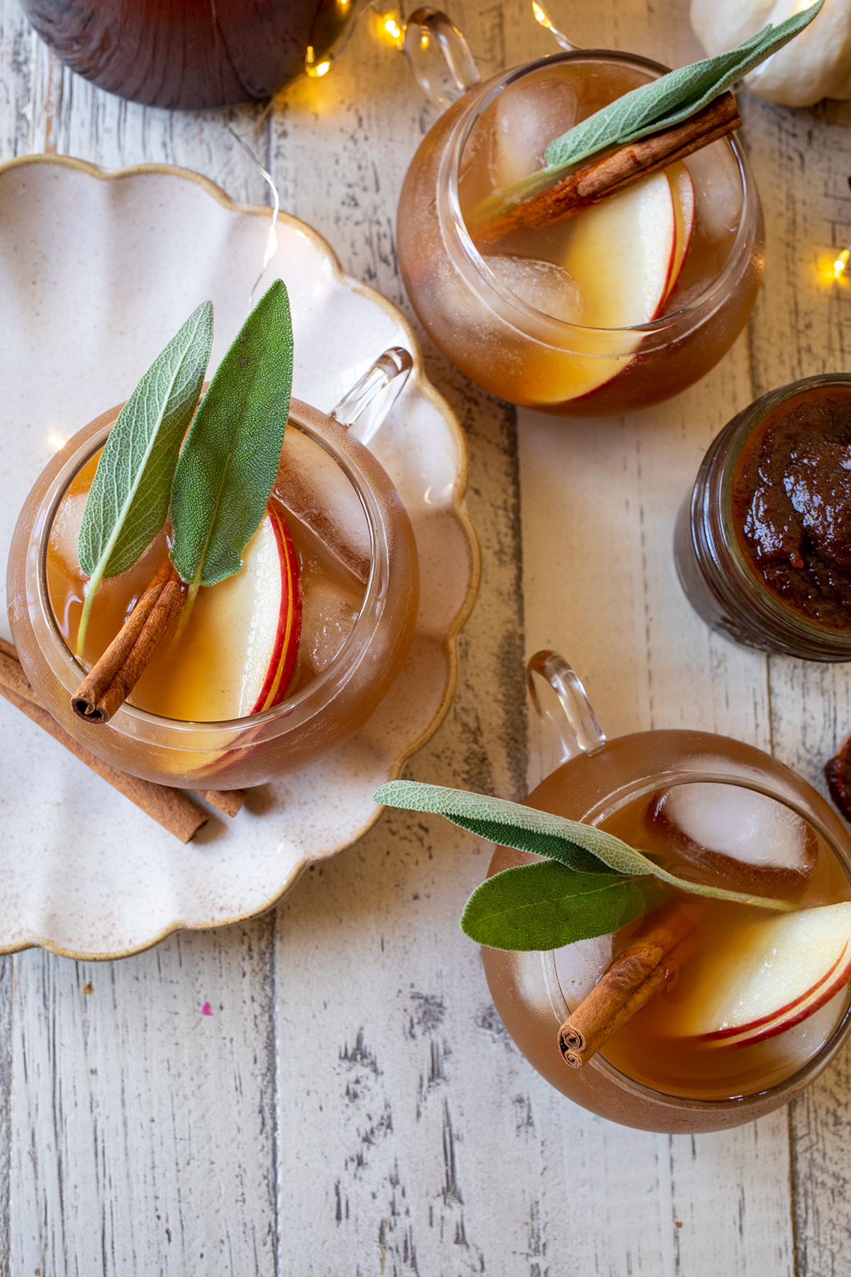 Thanksgiving Apple Whiskey Cocktail