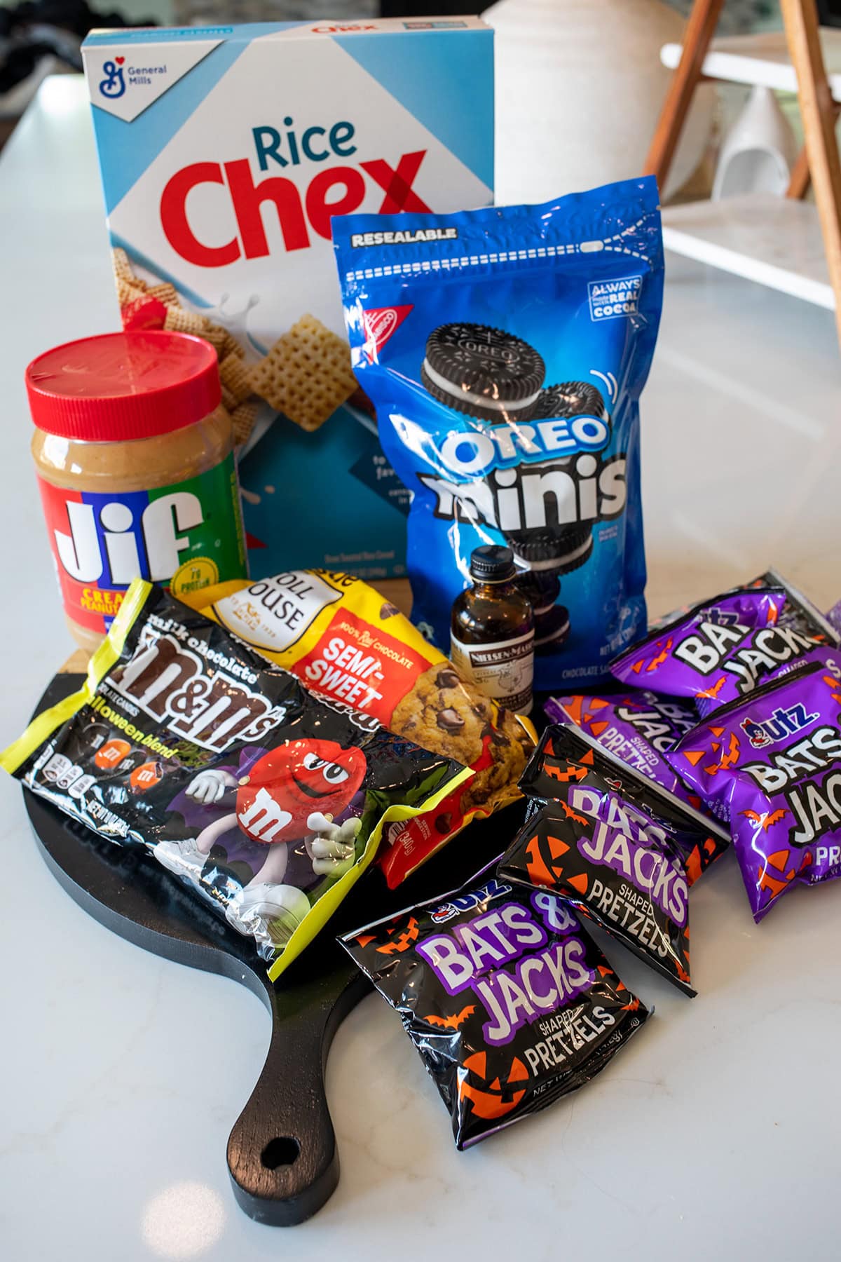 Halloween Muddy Buddies Ingredients